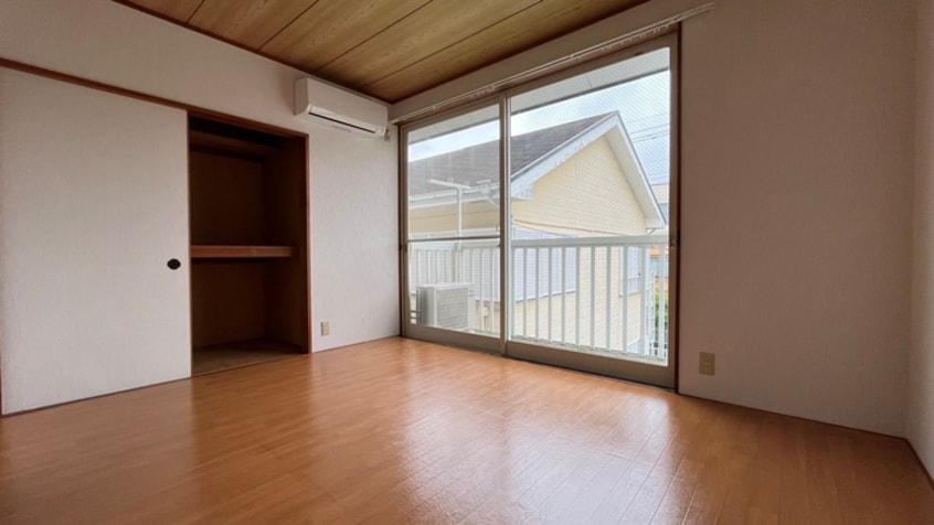 居室 三本木ハイツ