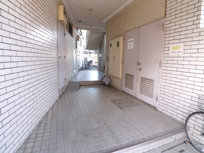 エントランス部分 メゾンド富士見