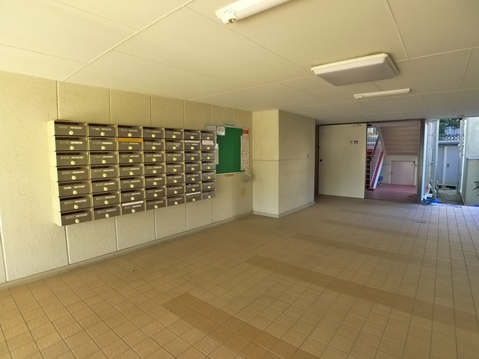 エントランス部分 小金原第３コーポラス（２０６）