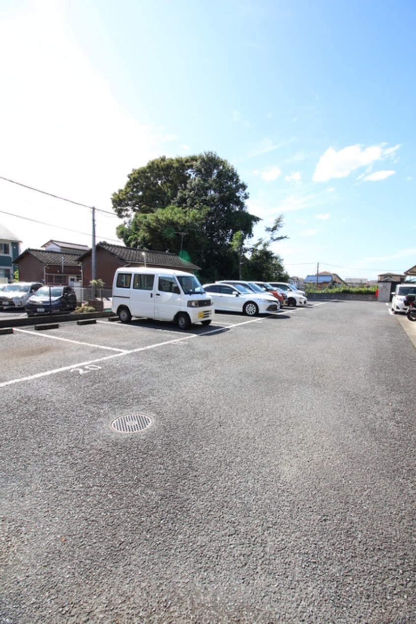 駐車場 サ－ドプレステ－ジ
