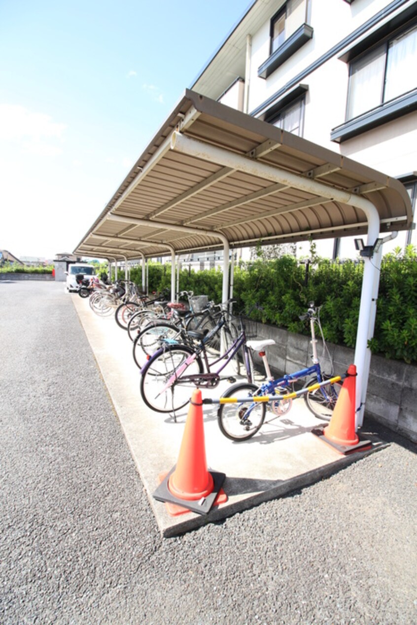 駐輪場 サ－ドプレステ－ジ