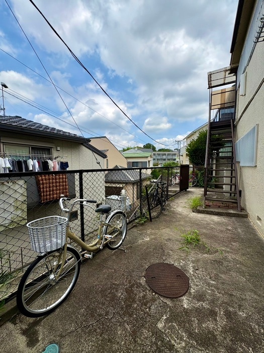 駐輪場 さつき荘