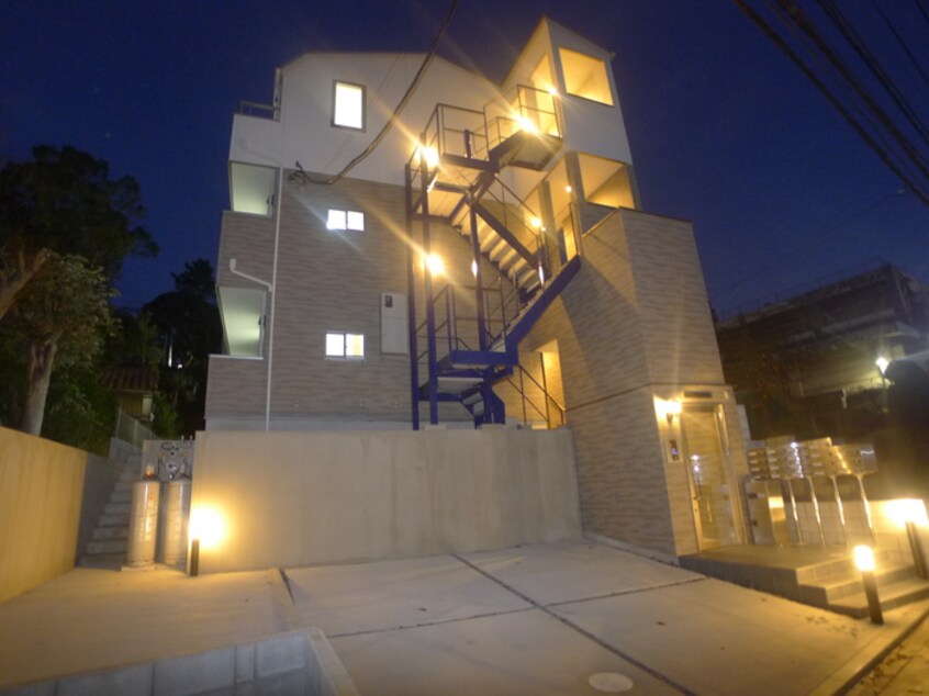 駐車場 グランフロント本千葉