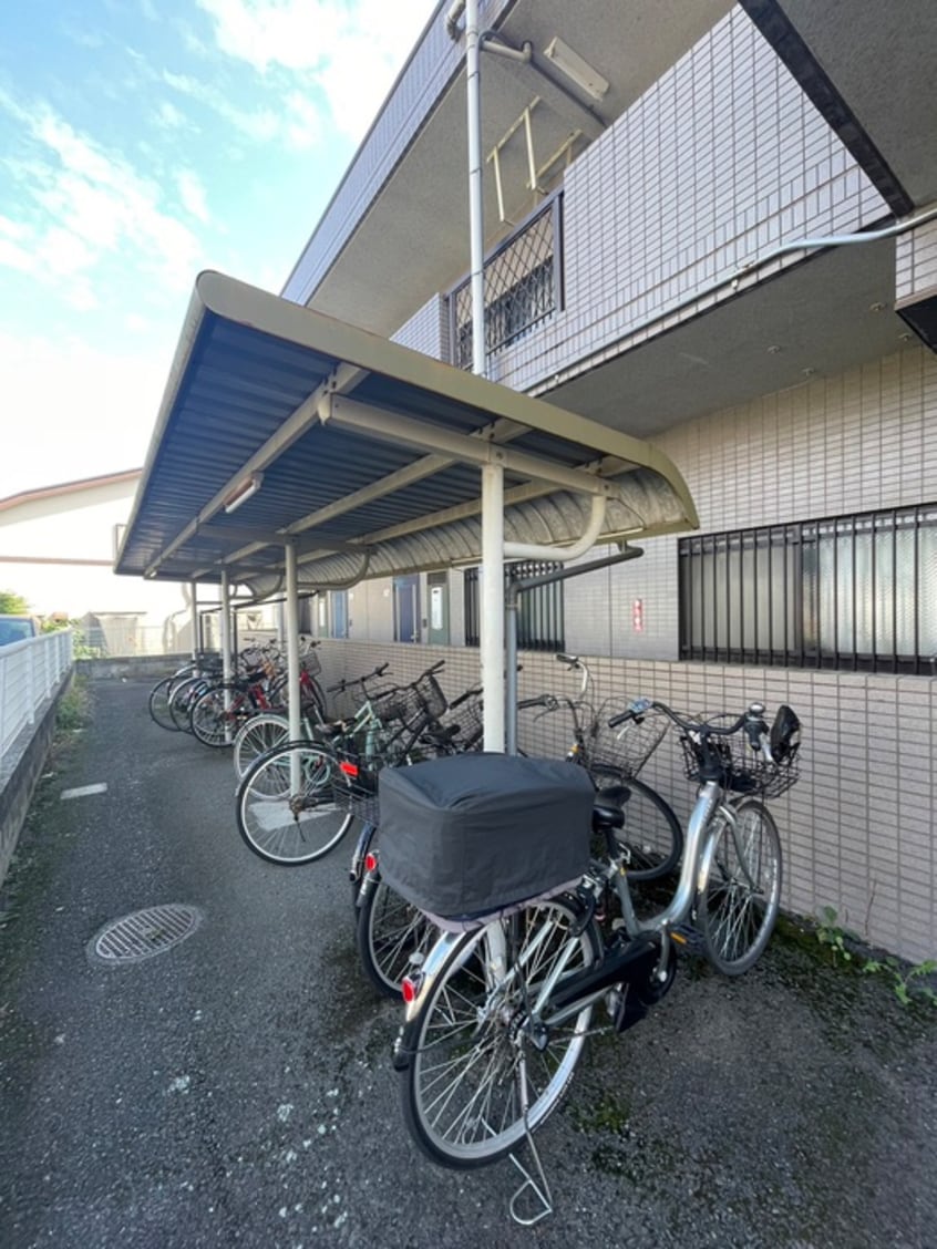 駐輪場 ビアーレ小金井