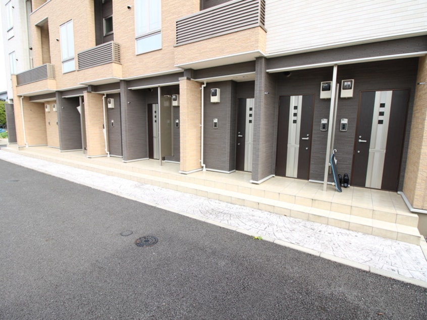 エントランス部分 リーブ　セレブリテⅠ