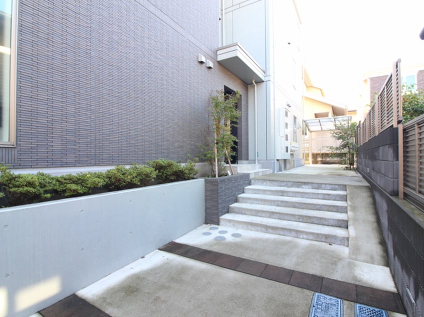 エントランス部分 グランディール日吉