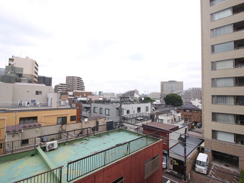 室内からの展望 東京ハイツ