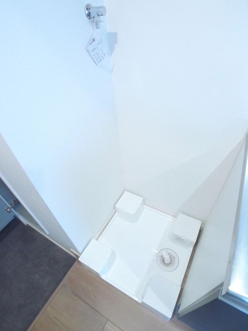 洗濯機置場 プラト－松戸戸定