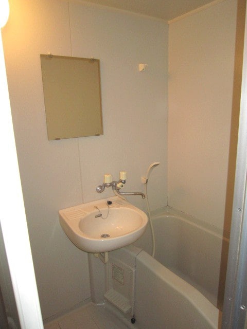 バス／シャワールーム等 グランデ伊藤