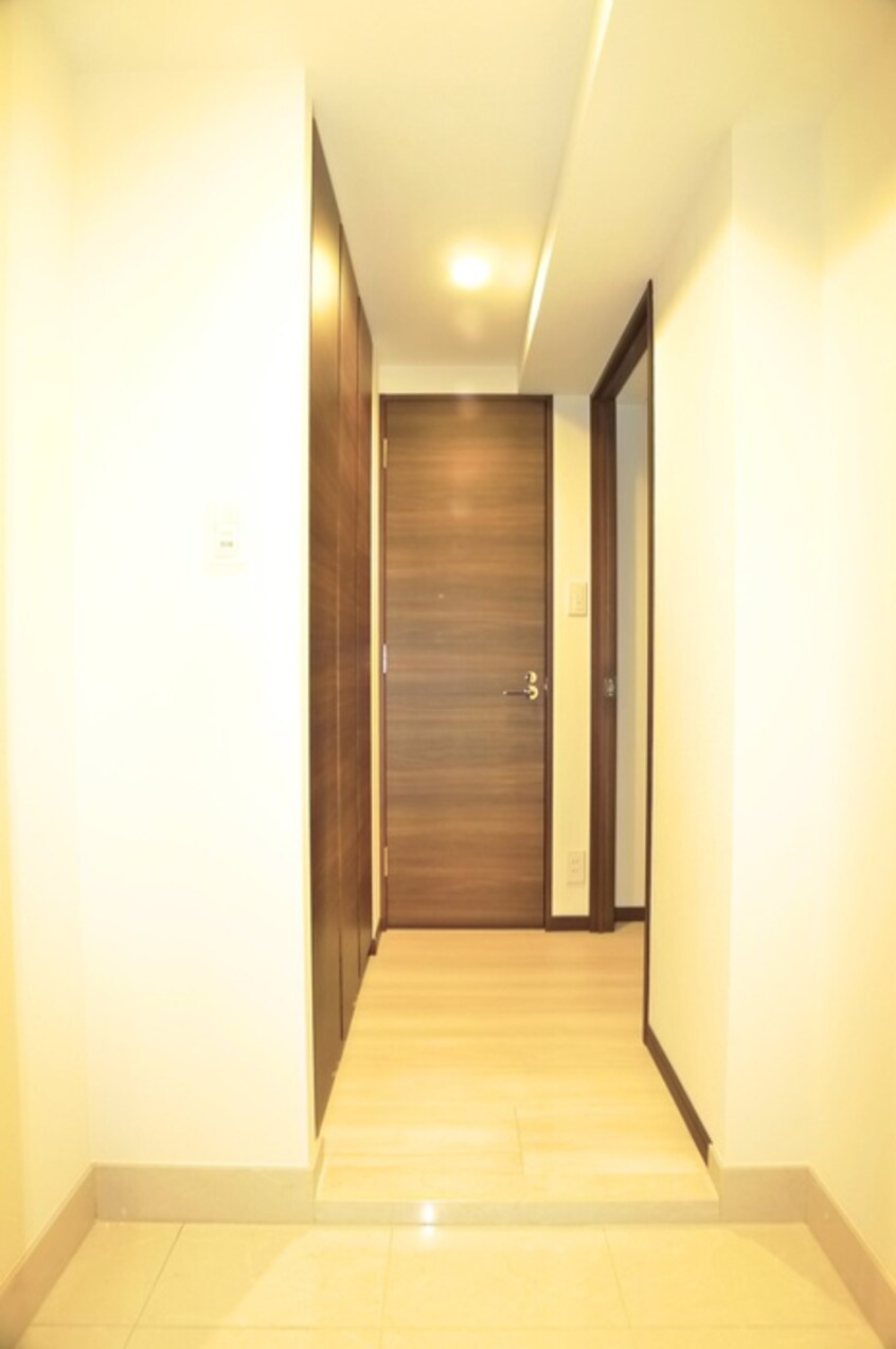 玄関 ｼﾞｪﾉｳﾞｨｱ東神田ｸﾞﾘｰﾝｳﾞｪｰﾙ