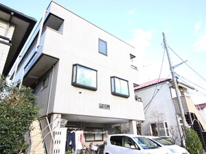 プラザワタナベ