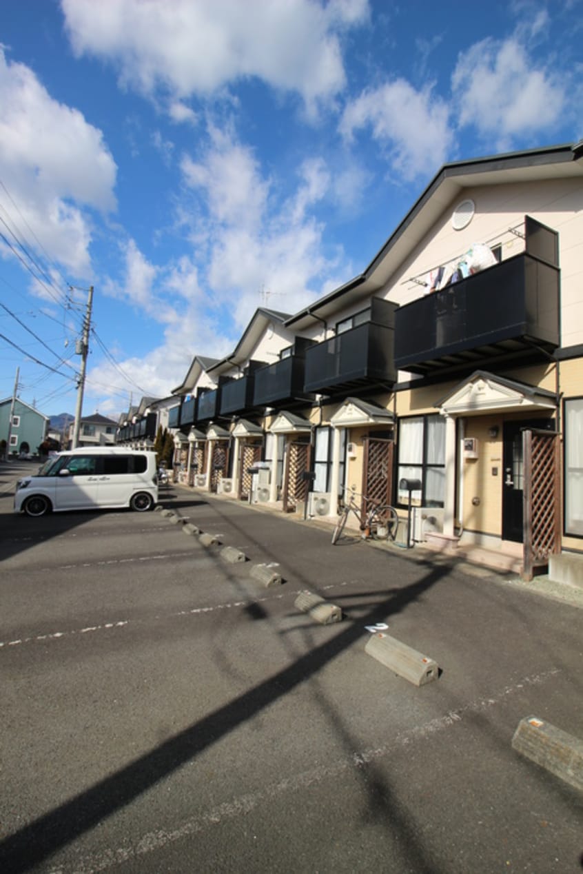 外観写真 COMFORT YAMAHISA Ｂ