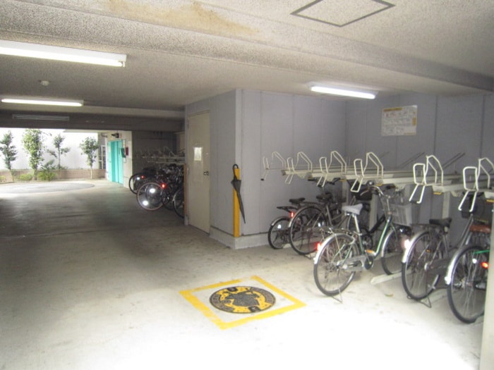 駐輪場 オセアン湘南台