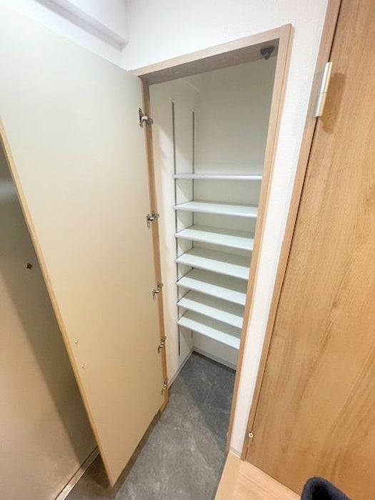 靴箱 エスティメゾン浦和