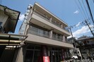 Sｔ・イ－ストコ－トの外観