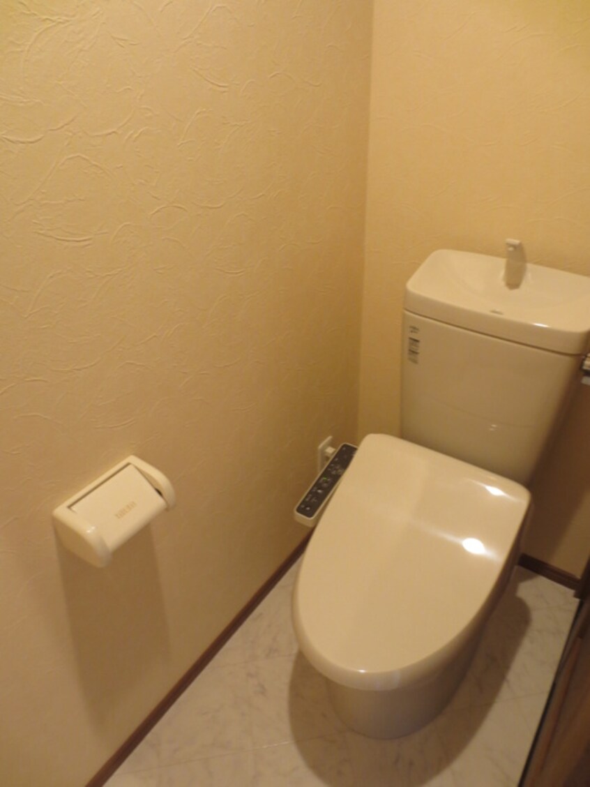 トイレ 勝田ビル
