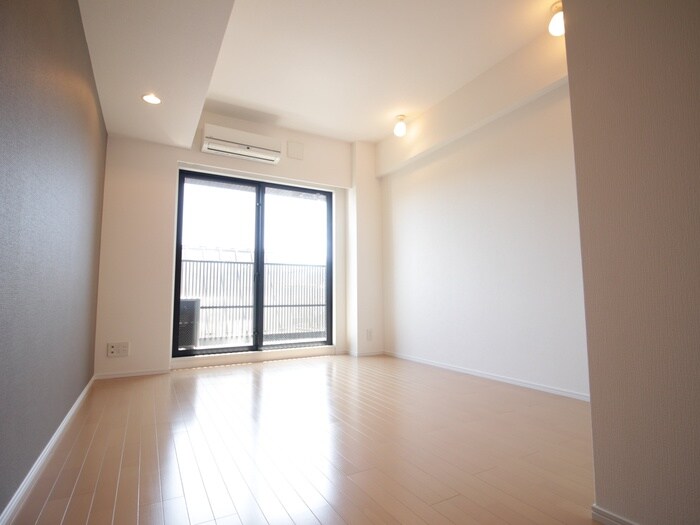 居室 カスタリア雪谷