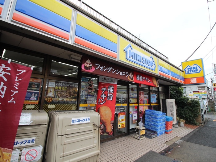 ミニストップ(コンビニ)まで399m ワイズハウスⅡ