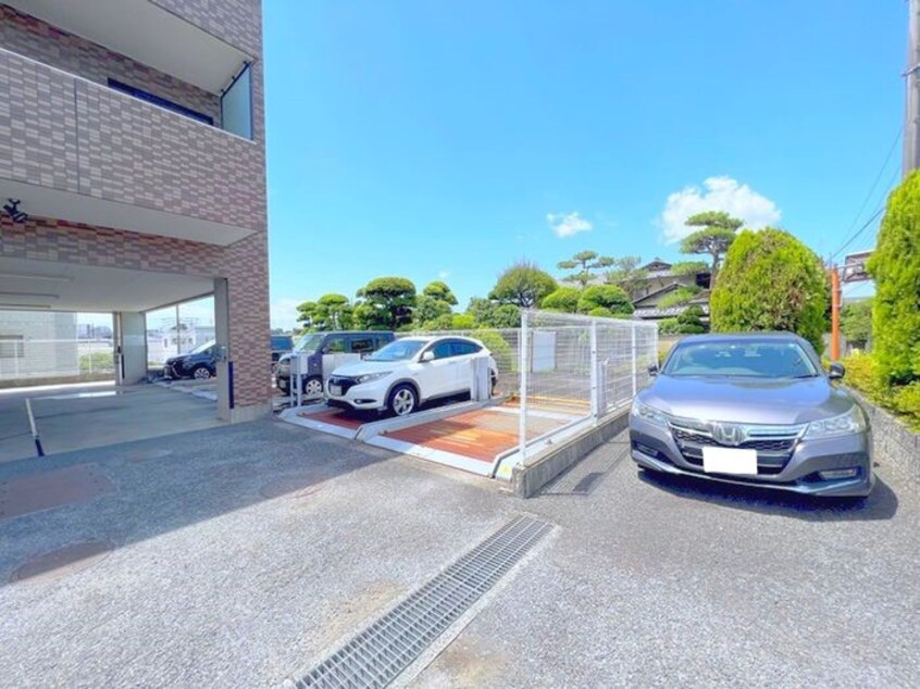 駐車場 フェリスローマ浦和