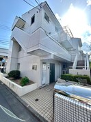 クリスタルハイツの外観