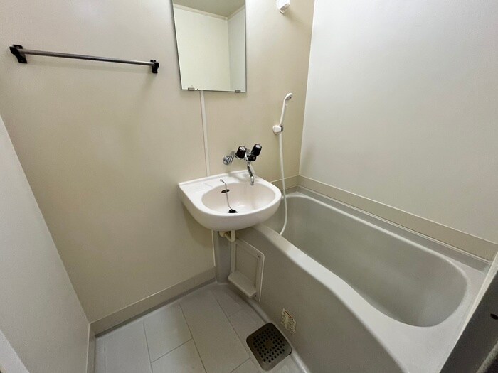 バス／シャワールーム等 サマックス三園D棟