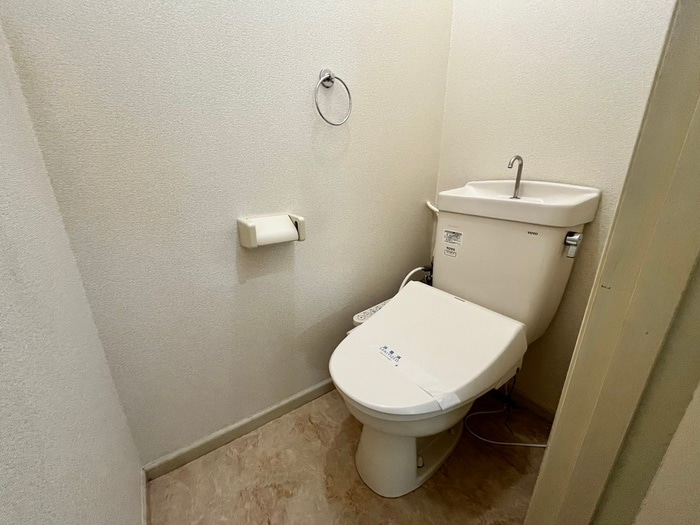 トイレ サマックス三園D棟