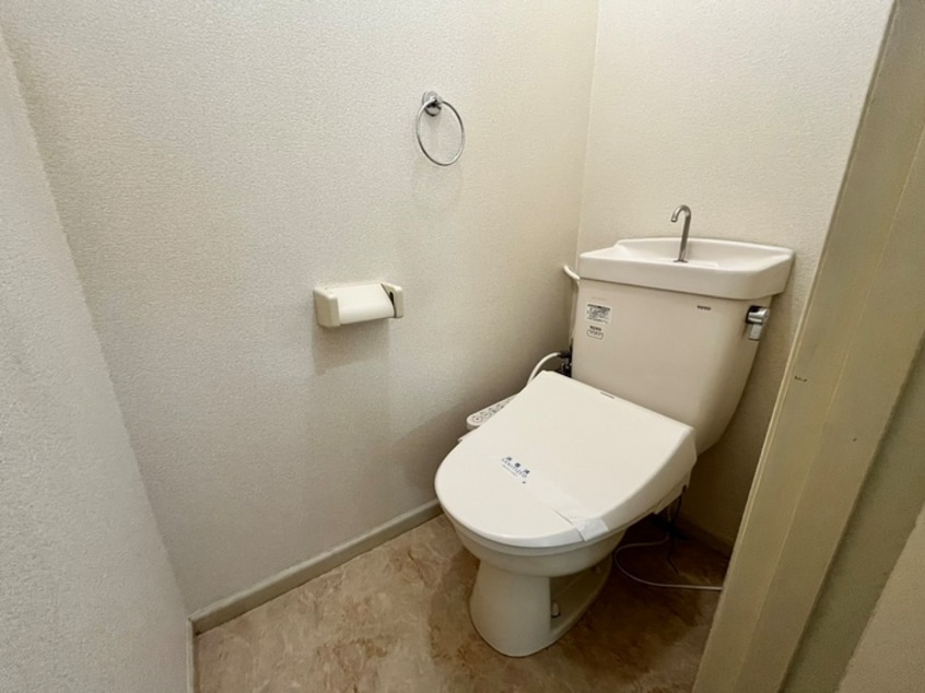 トイレ サマックス三園D棟