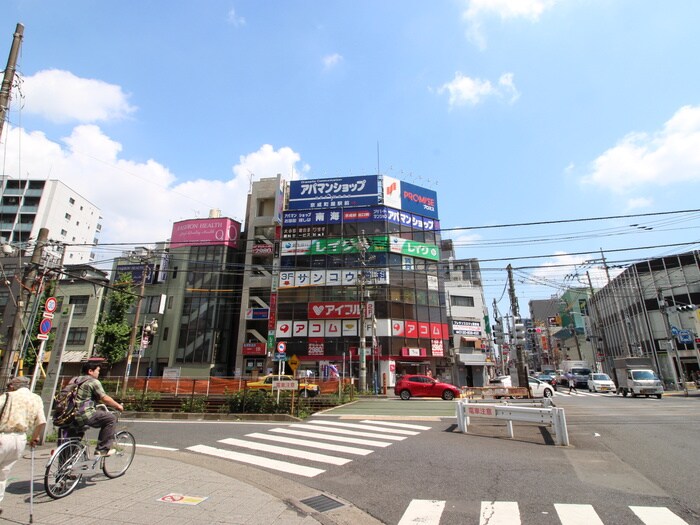 物件(その他飲食（ファミレスなど）)まで1200m 実用マンション