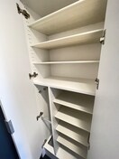 靴箱 プレサンス新宿中落合メーディオ