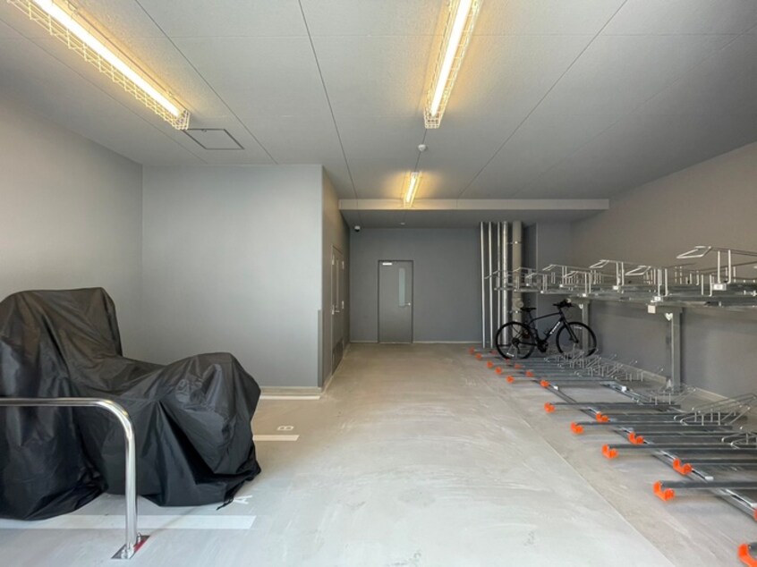 駐輪場 プレサンス新宿中落合メーディオ