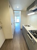 廊下 プレサンス新宿中落合メーディオ