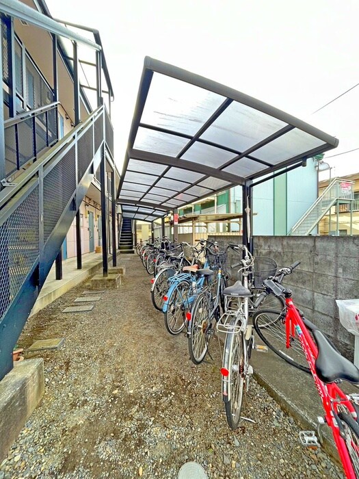 駐輪場 ルネッサンス志村