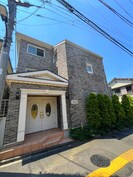 ホワイエ諏訪の外観