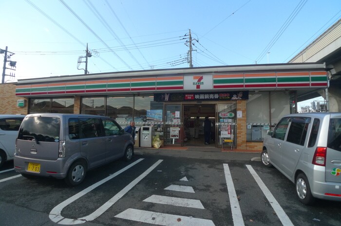 セブンイレブン安行慈林北店(コンビニ)まで500m ＳＵＮＣＲＥＳＴＡＬＬⅡ