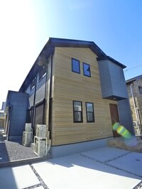 アン・フィクセ　Q