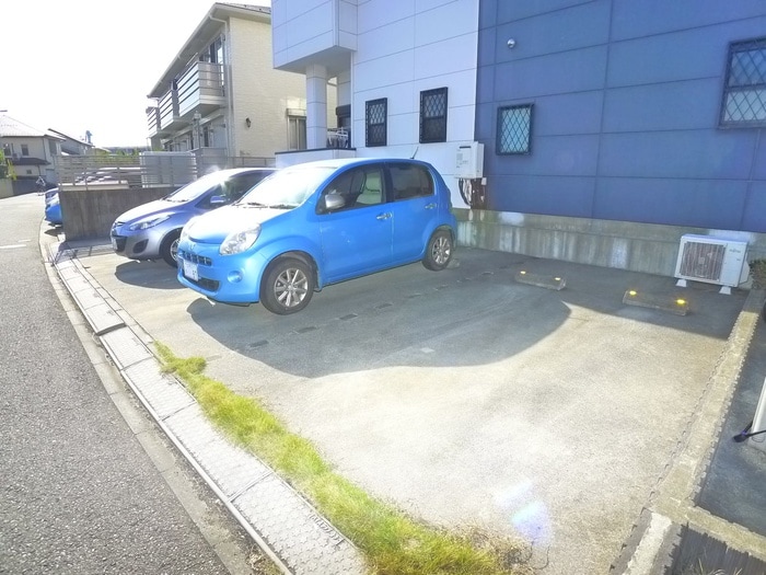 駐車場 Ｌ‘ＡＲＧＯ