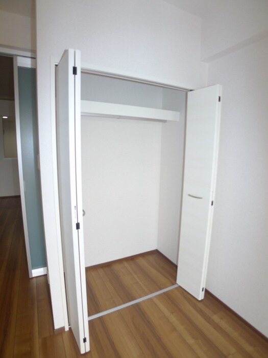 収納 アルヴィータ