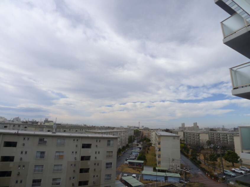 室内からの展望 アルヴィータ