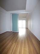 居室 アルヴィータ