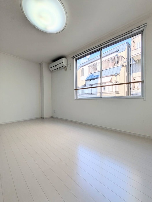 居室 メゾン木口