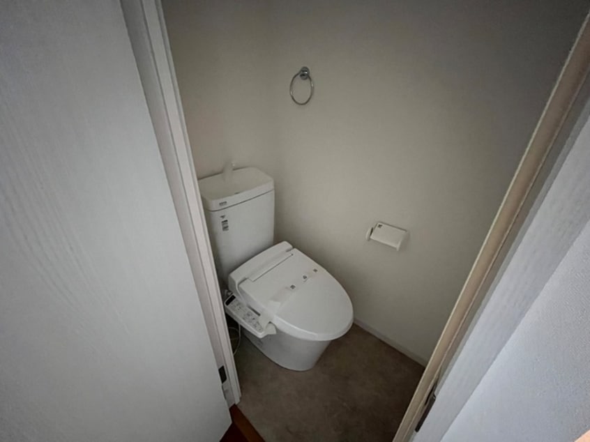 トイレ メゾン木口