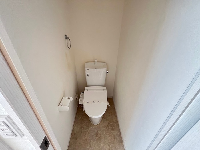 トイレ メゾン木口