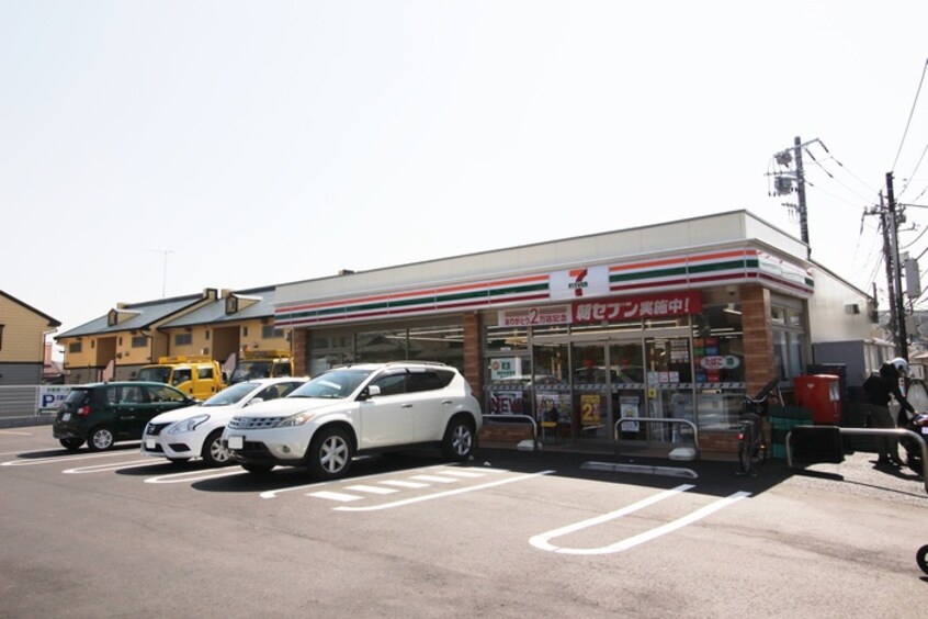 セブンイレブン横浜東本郷5丁目店(コンビニ)まで500m グレ－ス小机