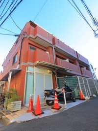 イーストヒルズ