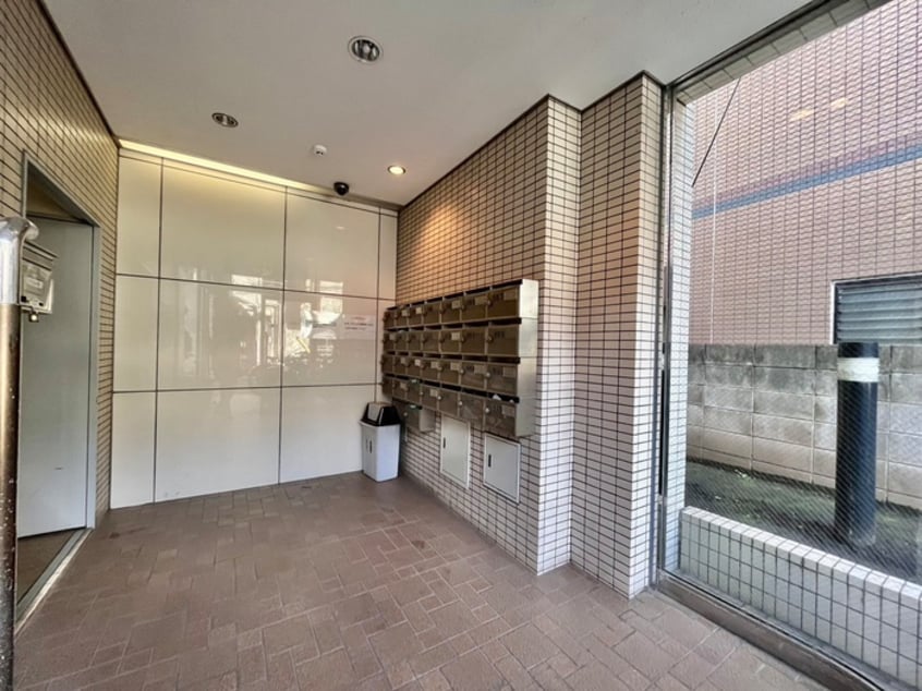 エントランス部分 清水町ビル