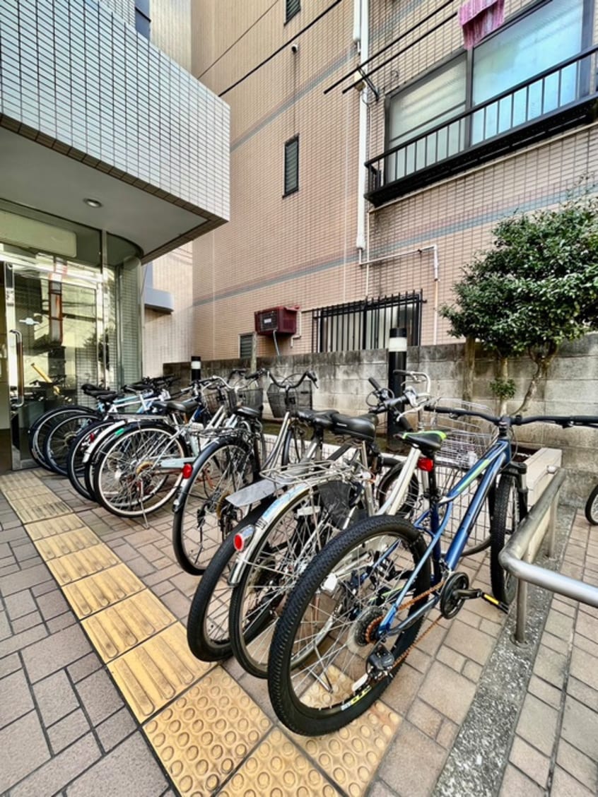 駐輪場 清水町ビル