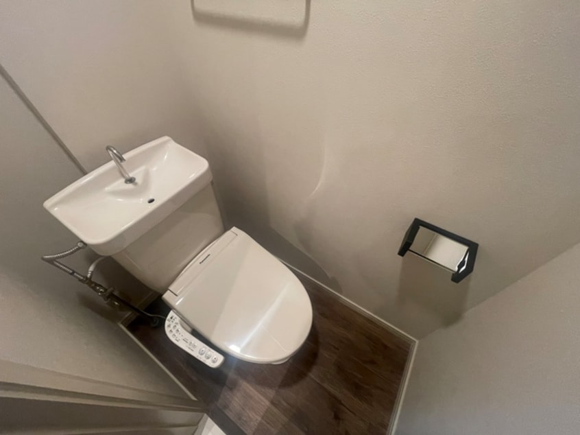 トイレ ﾋﾙﾄｯﾌﾟｳﾞｨﾗ駒場