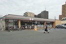 セブンイレブン 福生駅前東口店(コンビニ)まで393m アメニティ１００Ｆ