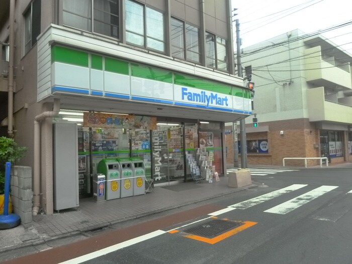 ファミリーマート 富士見ケ丘店(コンビニ)まで352m ロータス久我山