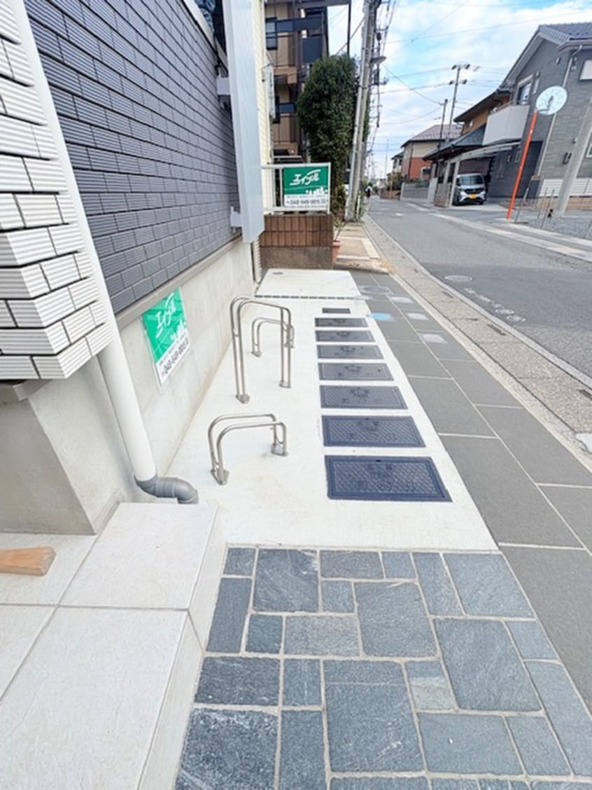 駐輪場 シャルール西大宮